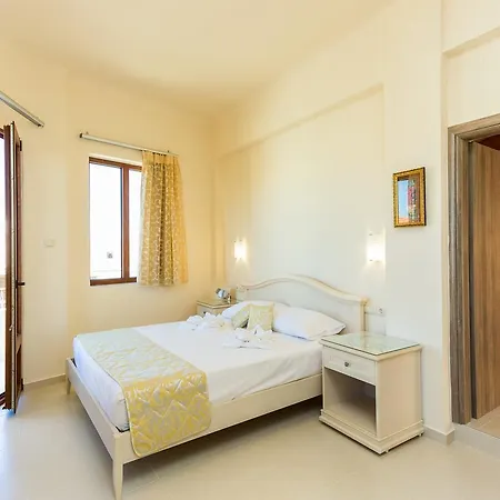 Lejlighedshotel Polyxenia 4*