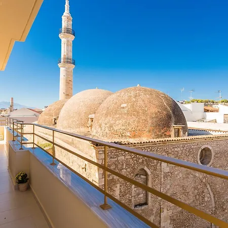 Lejlighedshotel Polyxenia 4*