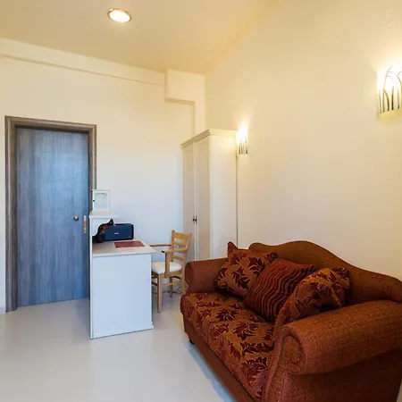 شقة فندقية Polyxenia