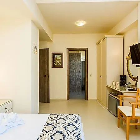 Polyxenia 4* Rethymno (Crete)