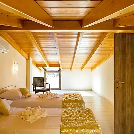Apart-hotel Polyxenia